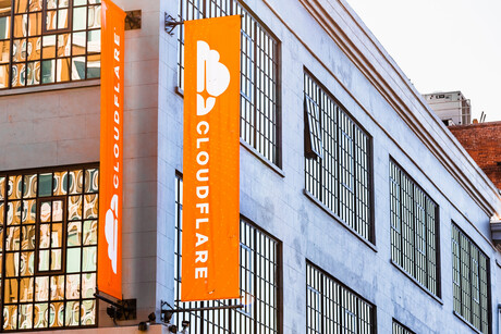 Cloudflare launches adaptive bot defence tool
