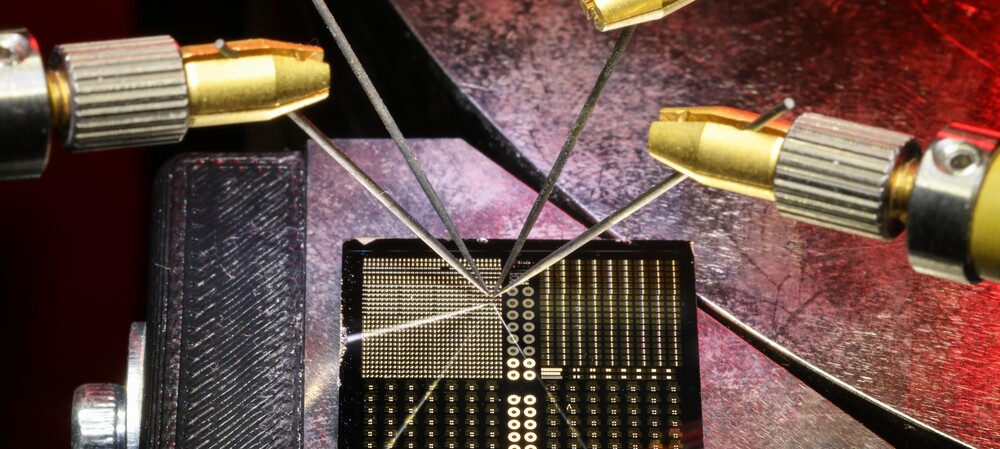 New transistor brings high voltage to microchip scale