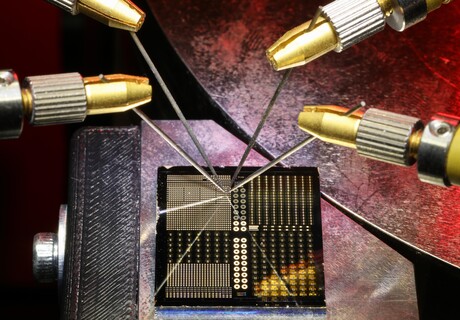 New transistor brings high voltage to microchip scale