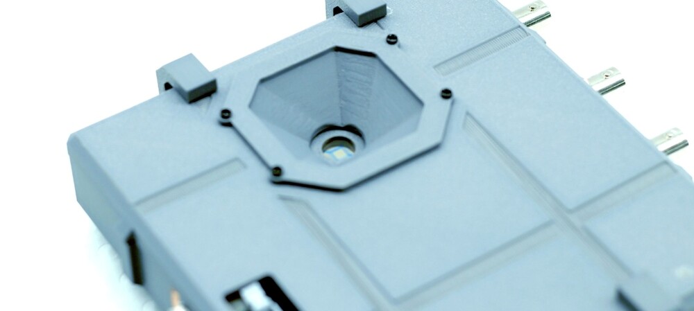 Neuromorphic chip combines sensing, memory and processing