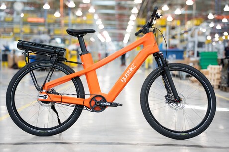 Lightweight e-bike supports ocean health