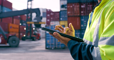 Australian manufacturing exports grow, reversing decades long trend