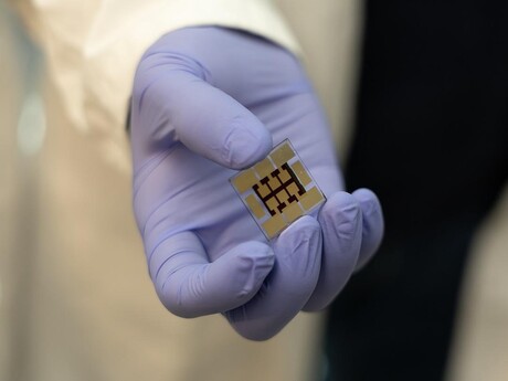 Perovskite thin film powers devices using indoor light