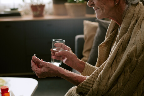 Statins reduce heart attack and stroke risk in older people