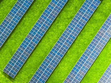 Degrading dopants could enhance semiconductor performance