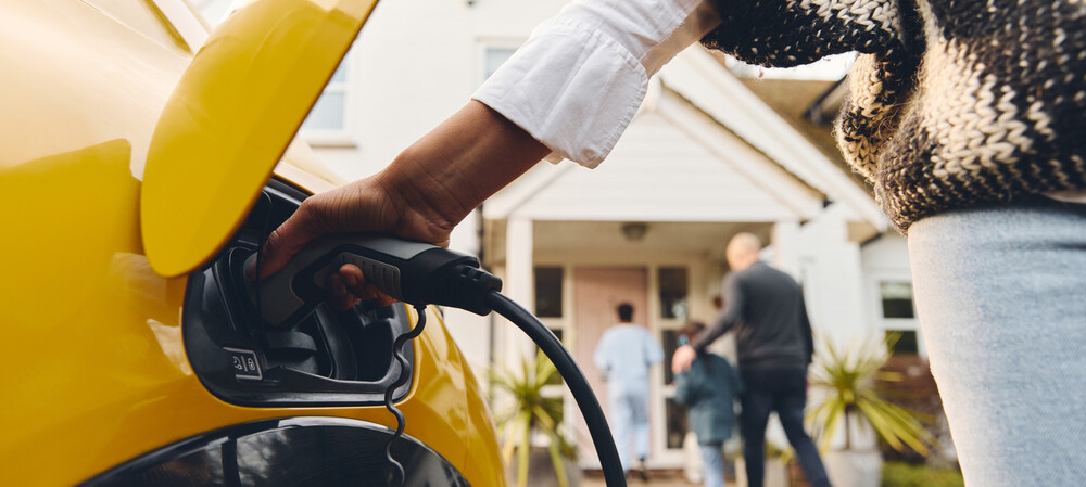 What's influencing Australian attitudes towards EVs?