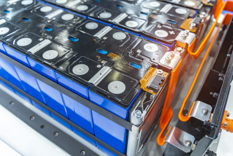 Bypassing weak cells could extend EV battery pack lifespan