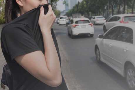 Air pollutant exposure linked to glaucoma, cataracts and suicide