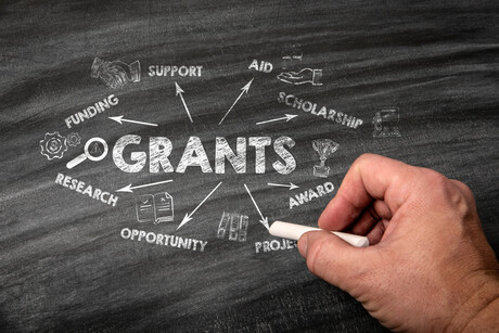 ARC awards $82.5m for new research hubs and training centres