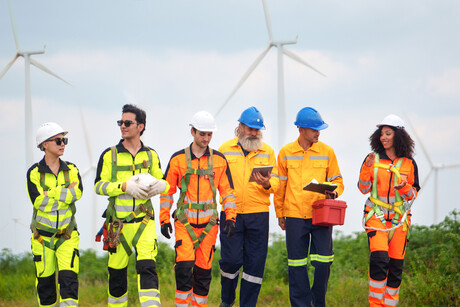 Vic launches major electrical apprenticeship program